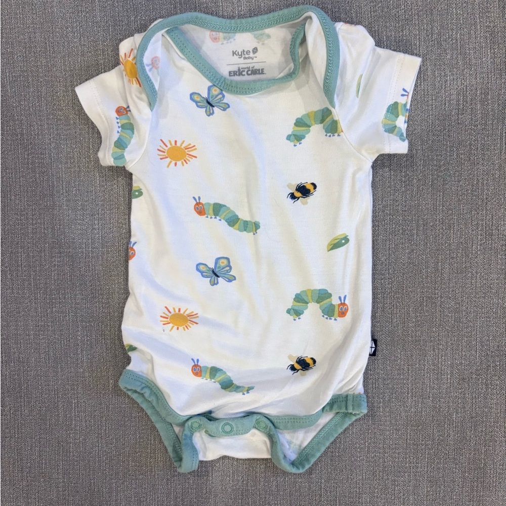 Kyte BABY The Very Hungry Caterpillar Bodysuit. Like New. Size: NB. Unisex.